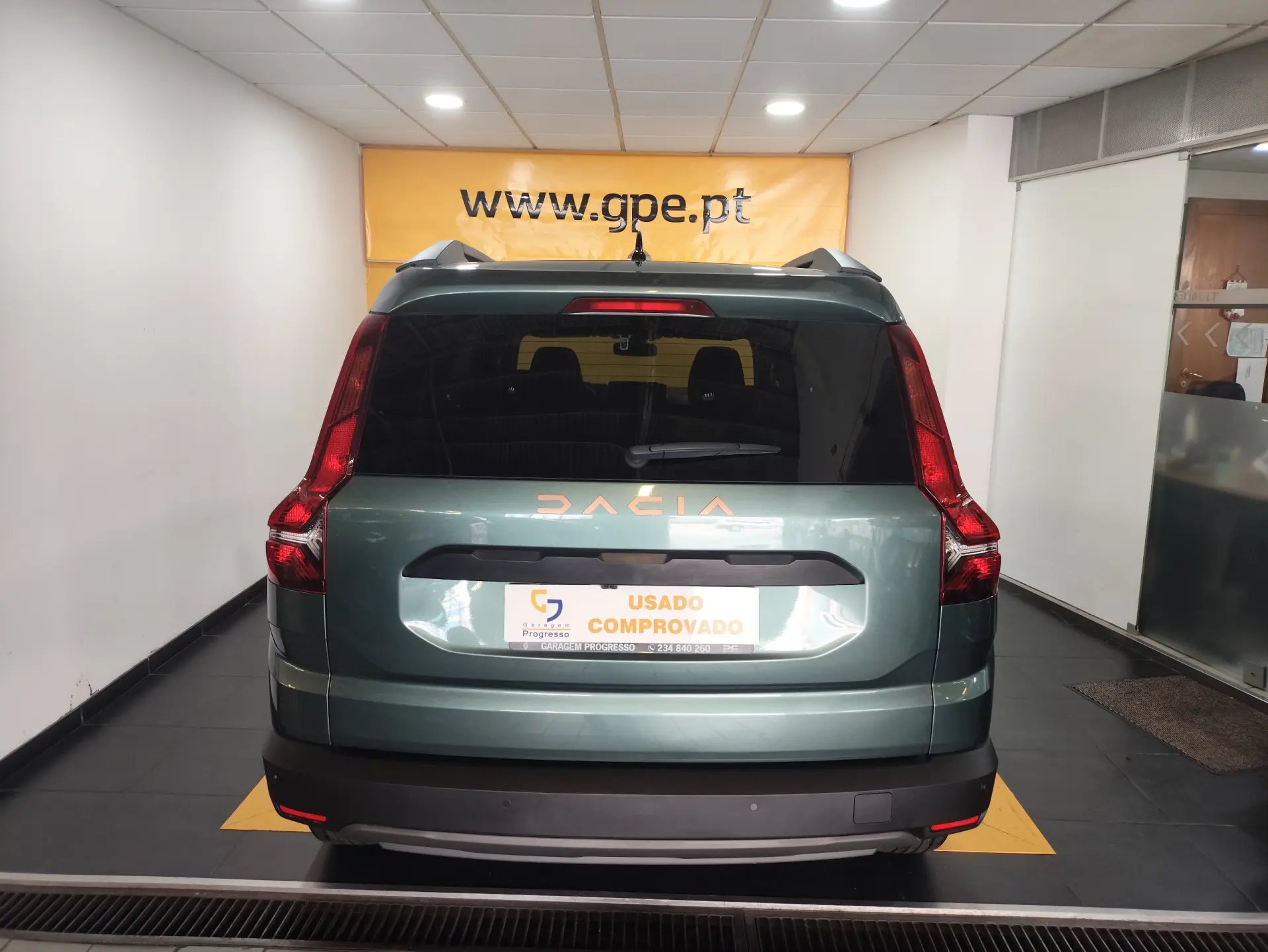 Dacia Jogger 1.0 TCe Expression 7L 15