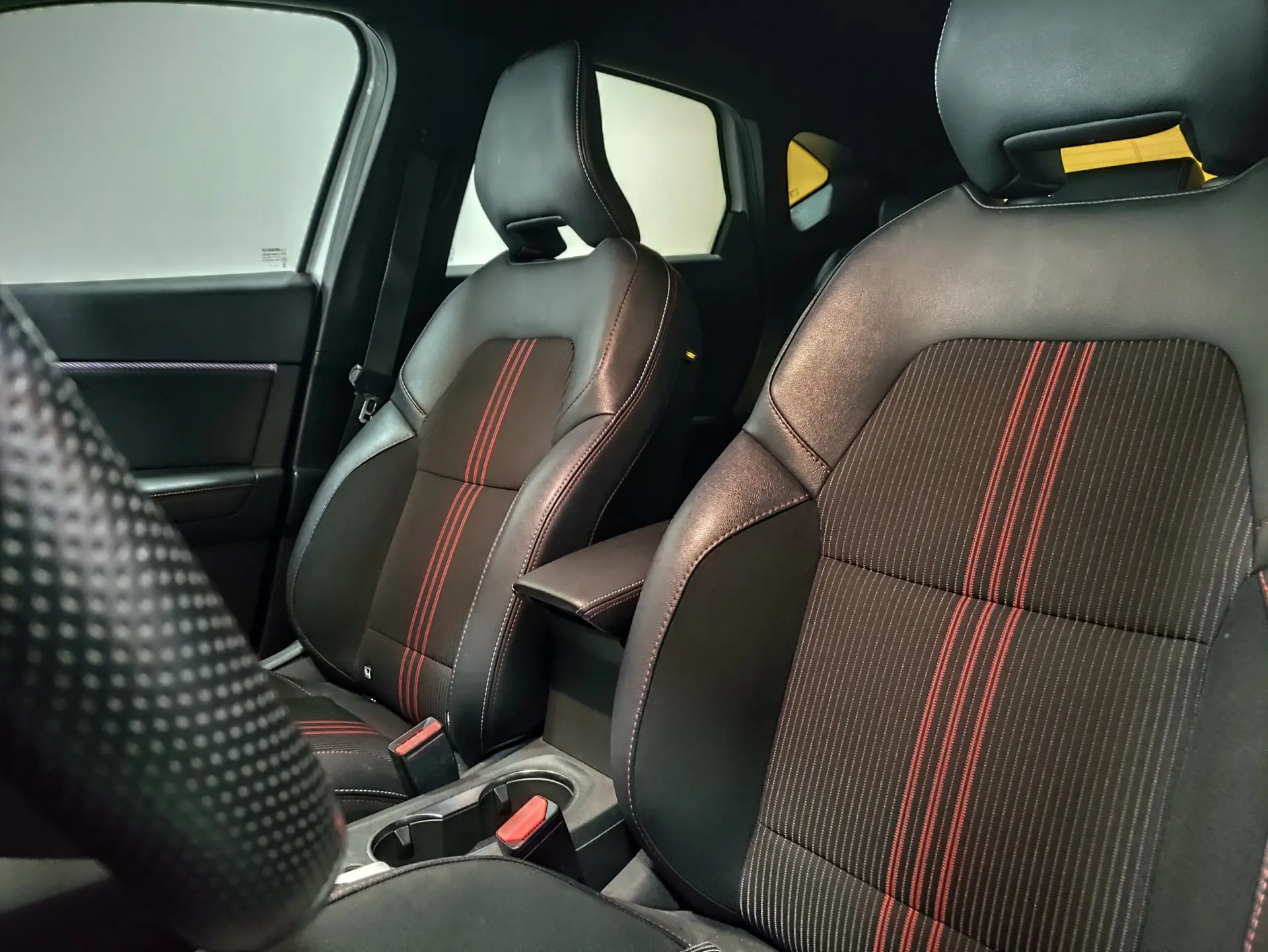 Renault Captur 1.0 TCe RS Line 15