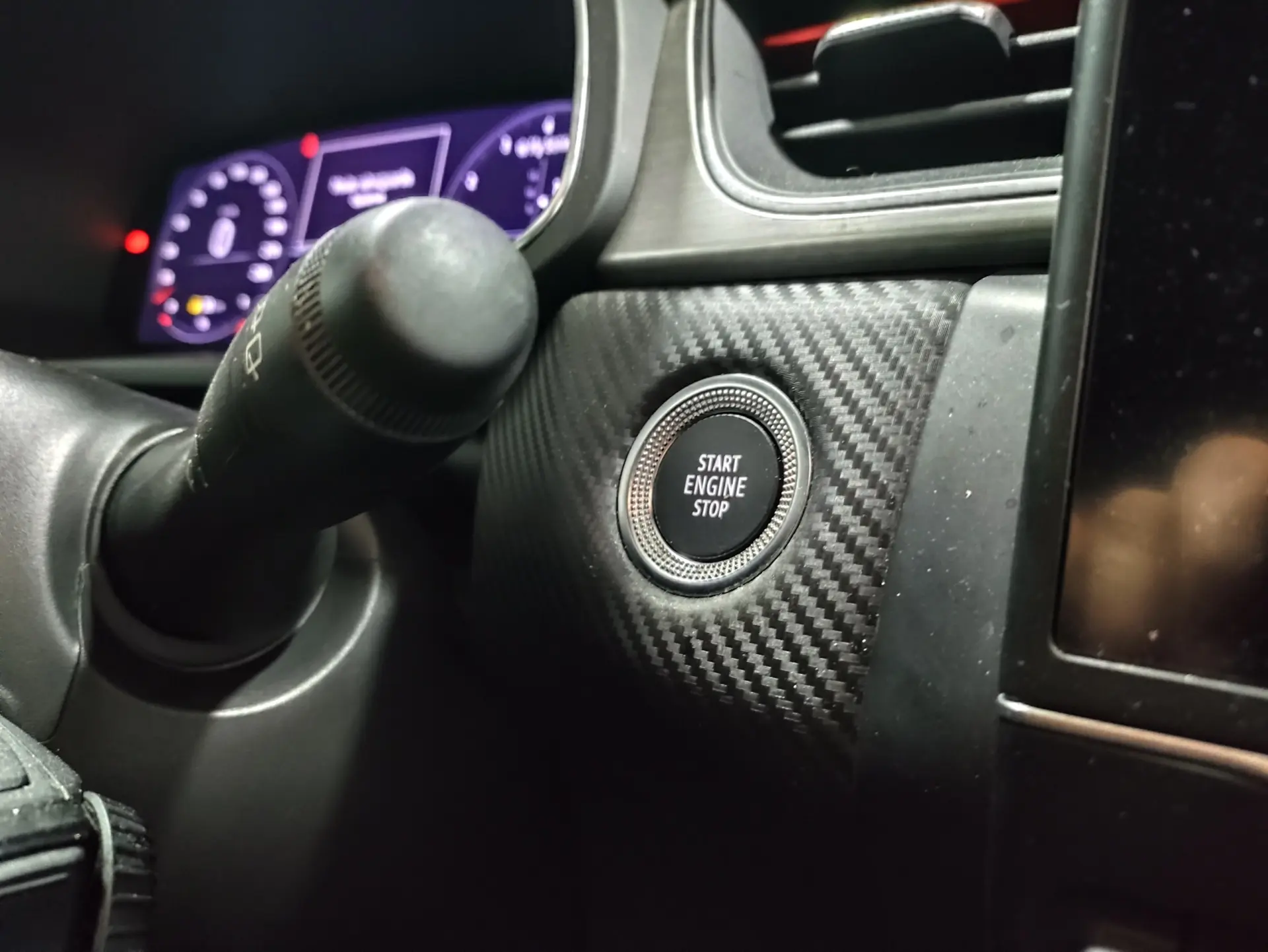 Renault Captur 1.0 TCe RS Line 23