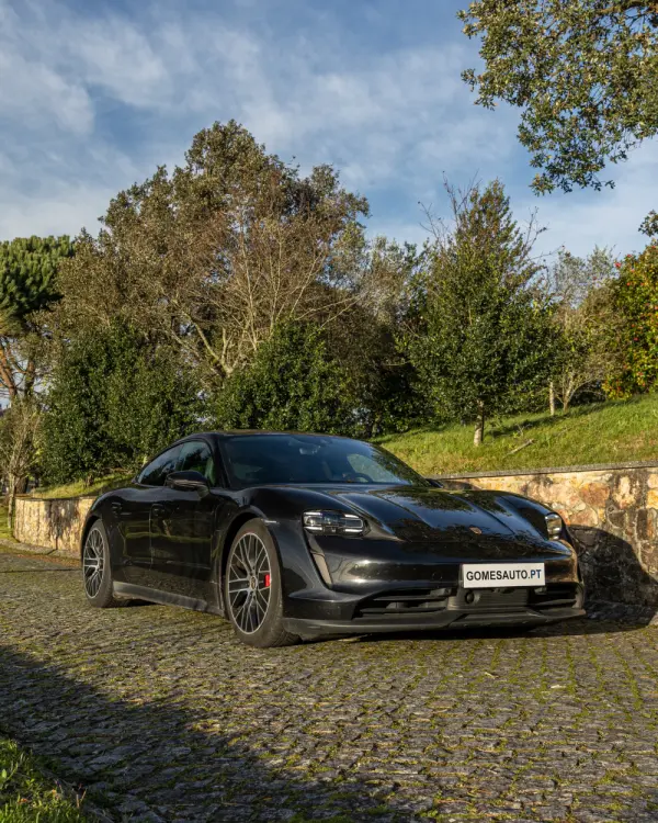 Porsche Taycan 4S 2