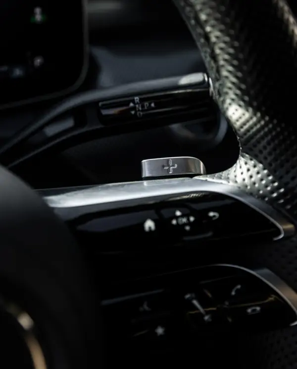 Mercedes-Benz C 300 e Avantgarde 24