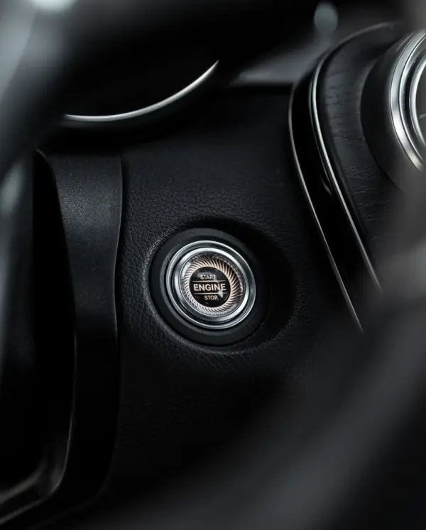 Mercedes-Benz C 300 e AMG Line 14