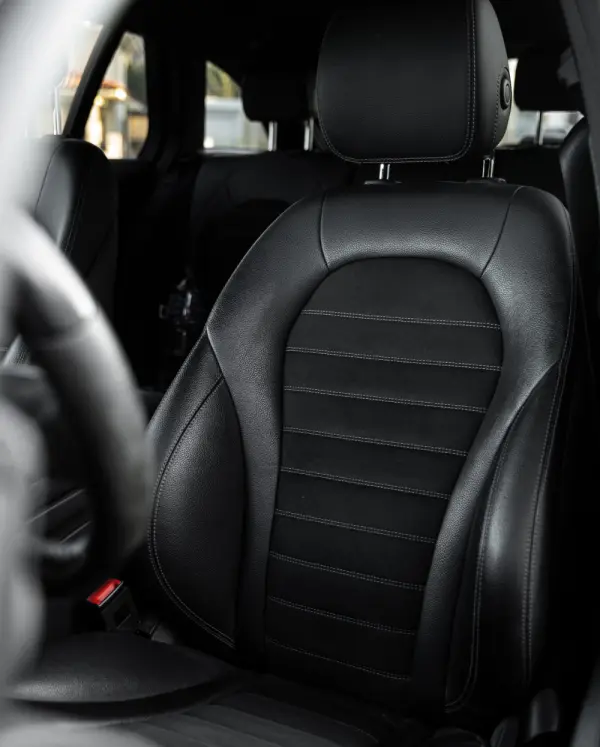 Mercedes-Benz C 300 e AMG Line 19