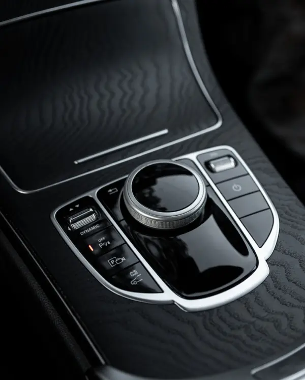 Mercedes-Benz C 300 e AMG Line 16