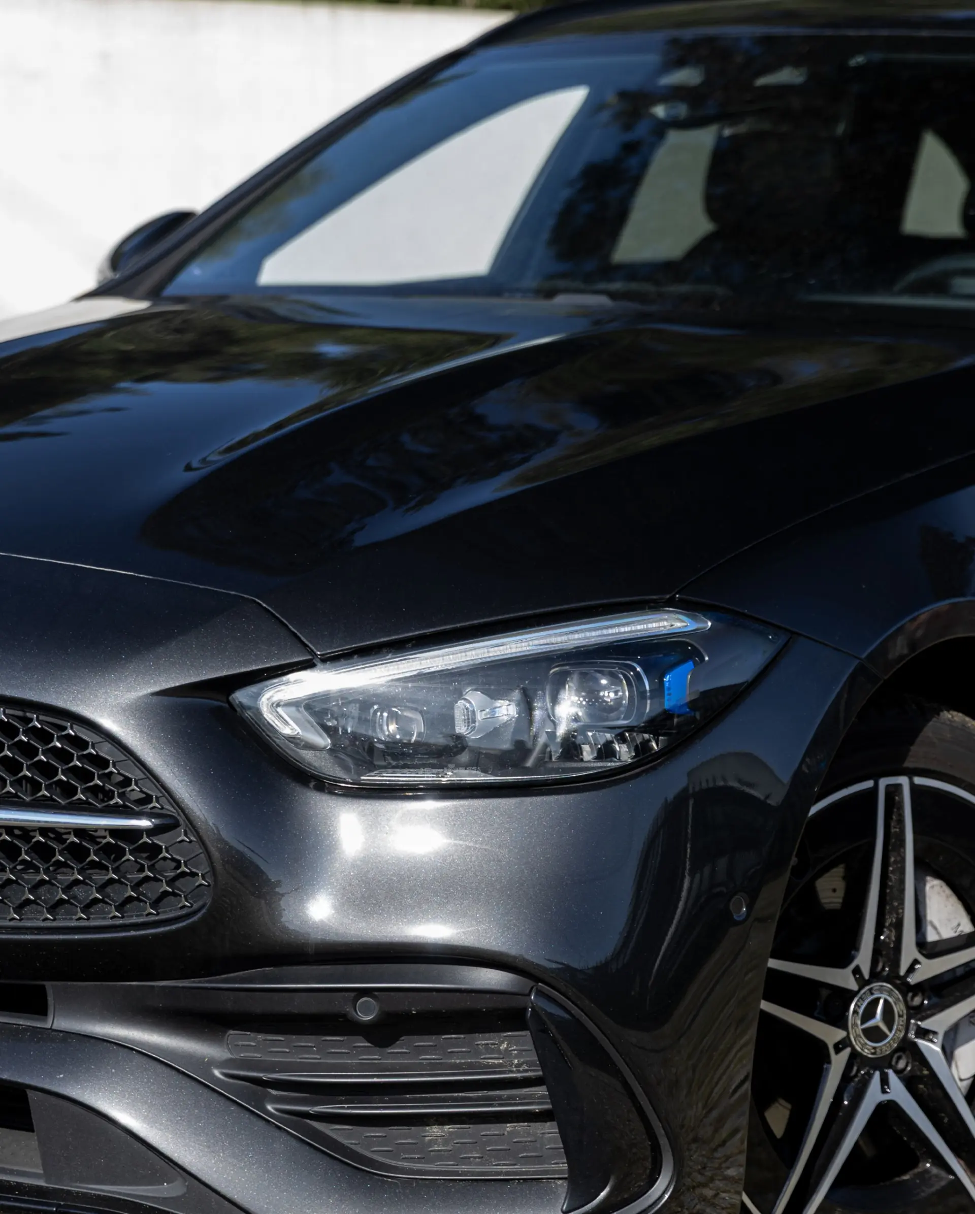 Mercedes-Benz C 300 e Avantgarde 28