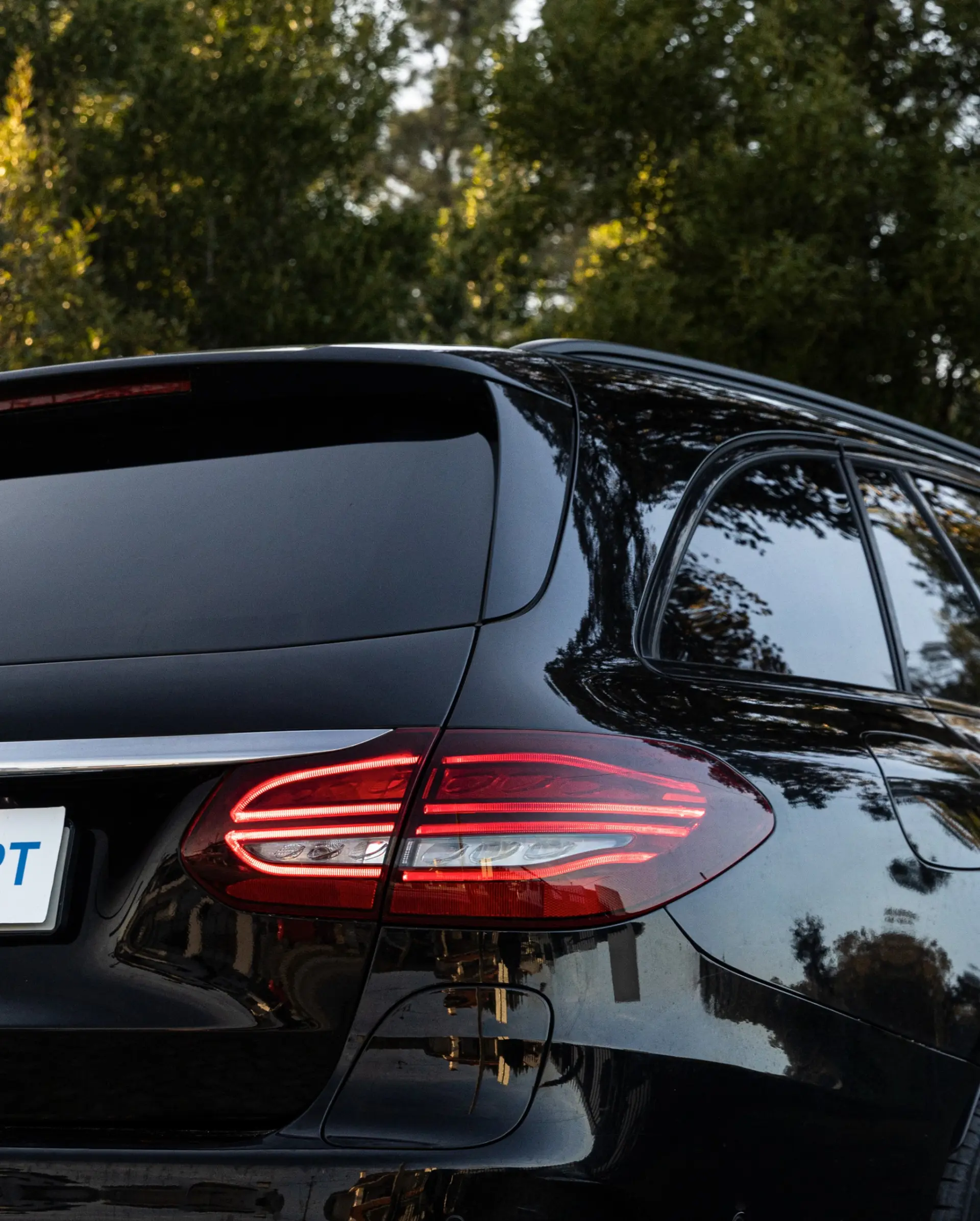 Mercedes-Benz C 300 e AMG Line 8