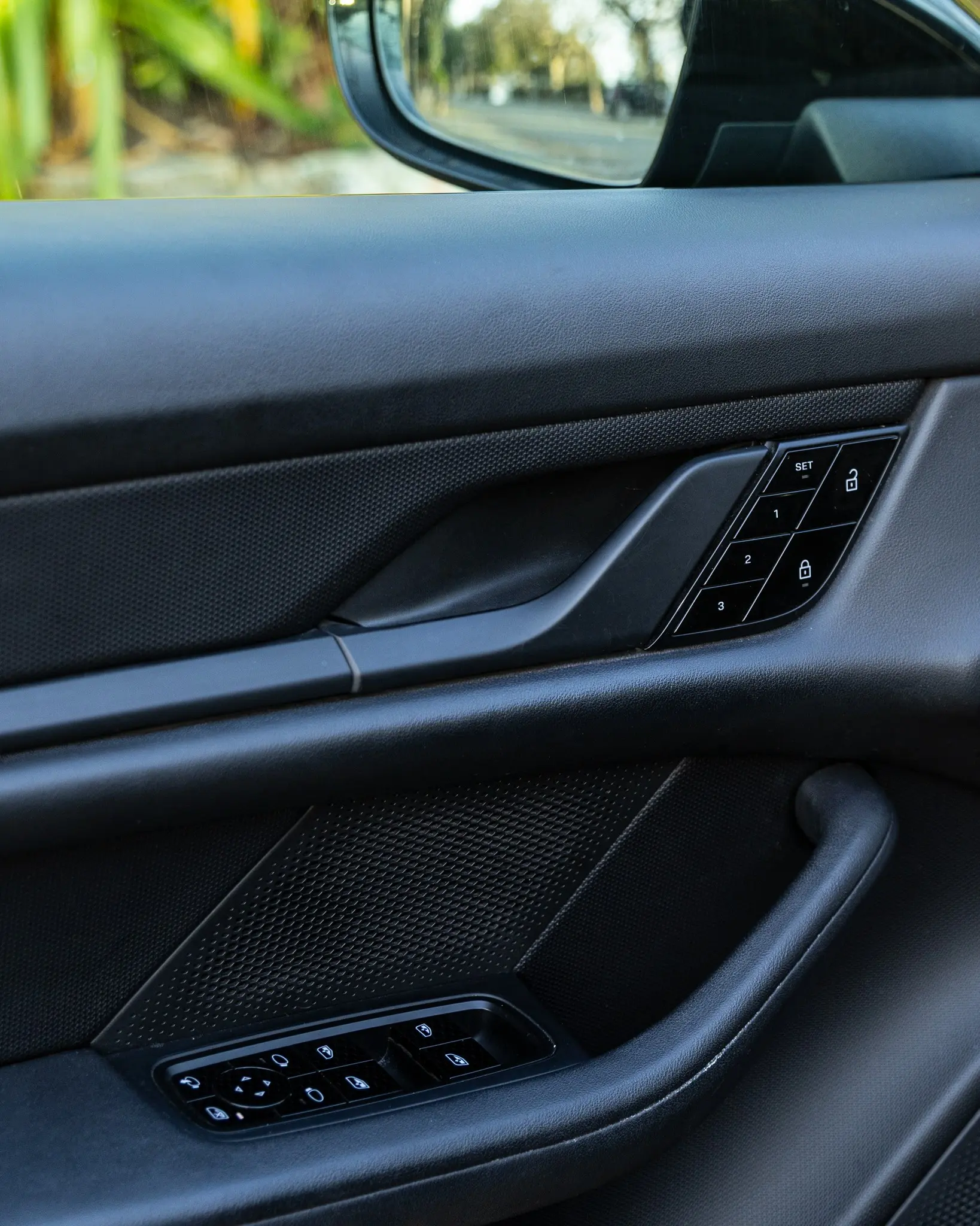 Porsche Taycan 4S 14