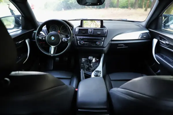 BMW 218 d Line Sport 3