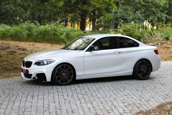 BMW 218 d Line Sport 6