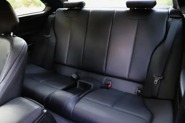 BMW 218 d Line Sport 21