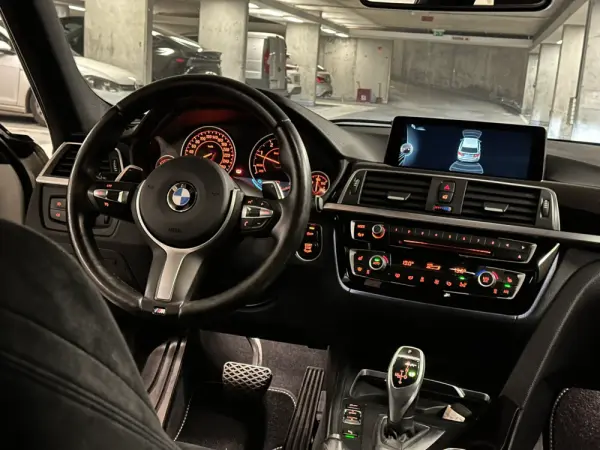 BMW 320 d Touring Pack M Auto 3