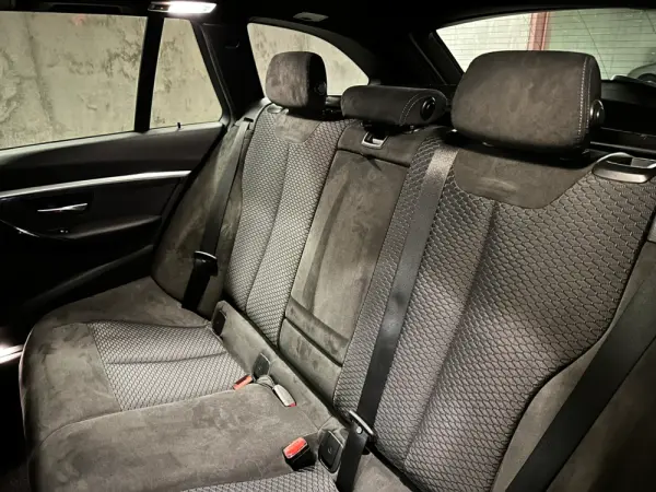BMW 320 d Touring Pack M Auto 20