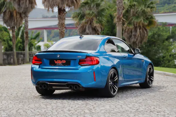 BMW M2 Auto 2