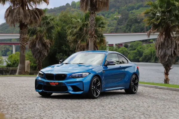BMW M2 Auto 6
