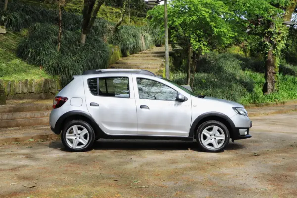Dacia Sandero 0.9 TCe Stepway 9