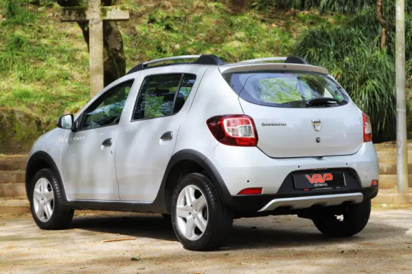 Dacia Sandero 0.9 TCe Stepway 12