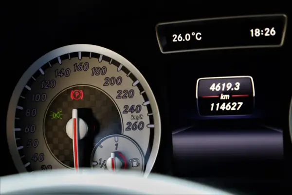 Mercedes-Benz A 180 d AMG Line 4