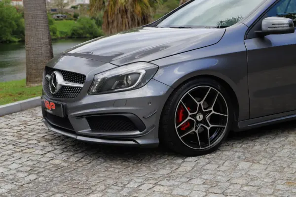 Mercedes-Benz A 180 d AMG Line 7