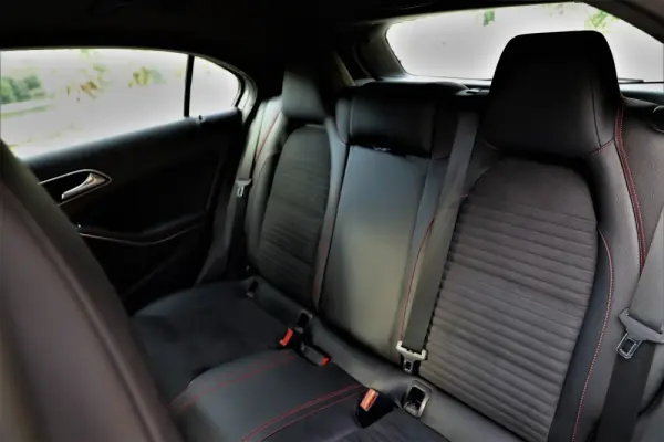 Mercedes-Benz A 180 d AMG Line 24