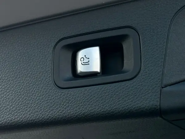 Mercedes-Benz GLC 220 d 4Matic Edition 6