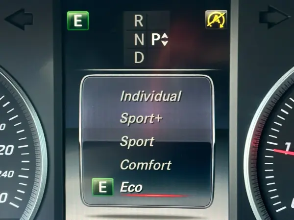 Mercedes-Benz GLC 220 d 4Matic Edition 10