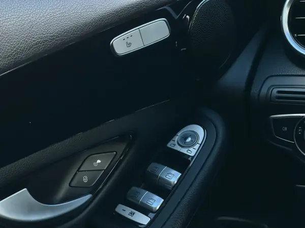 Mercedes-Benz GLC 220 d 4Matic Edition 16