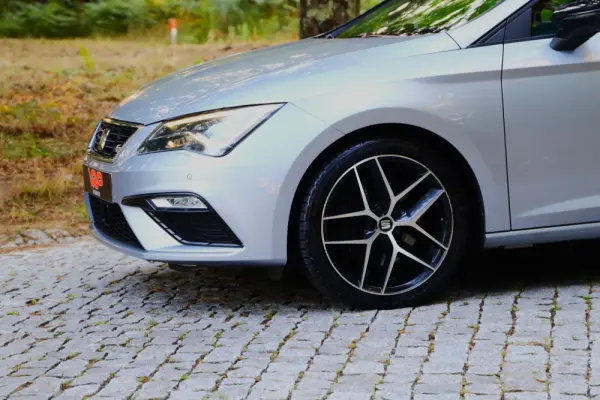 SEAT Leon 2.0 TDI FR S/S 25