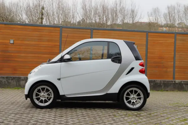 Smart ForTwo Coupé 1.0 mhd Passion 71 17