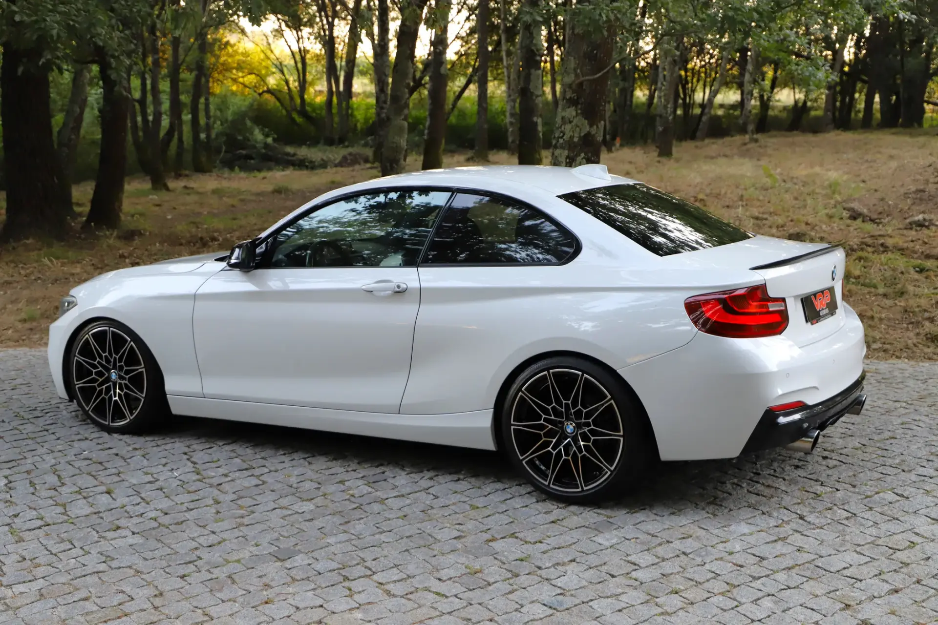 BMW 218 d Line Sport 2