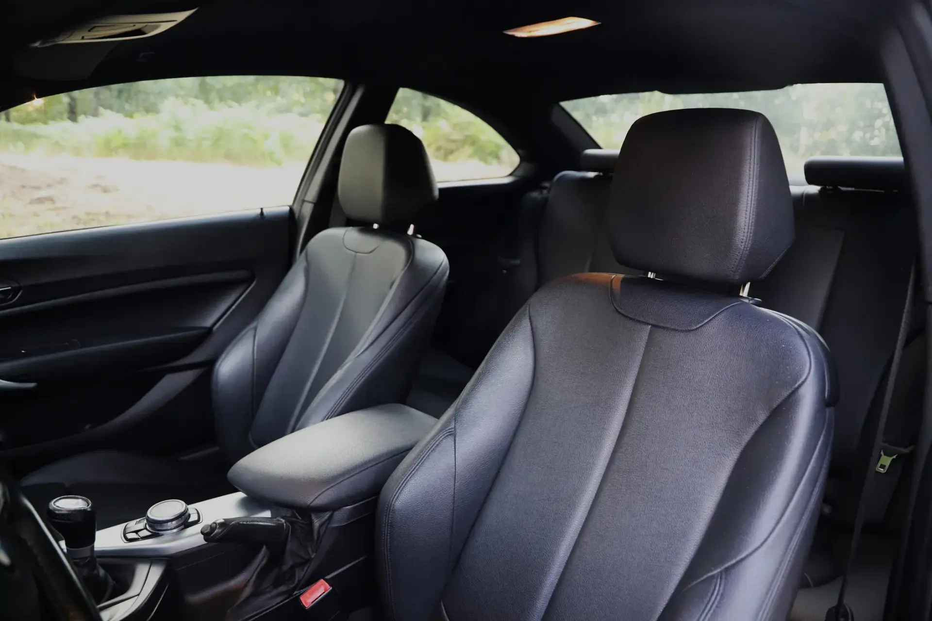 BMW 218 d Line Sport 5