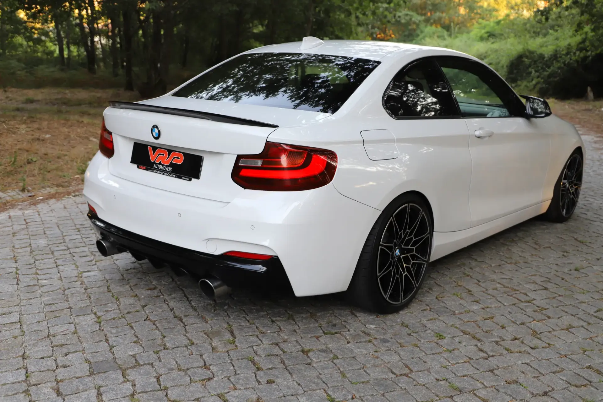 BMW 218 d Line Sport 13
