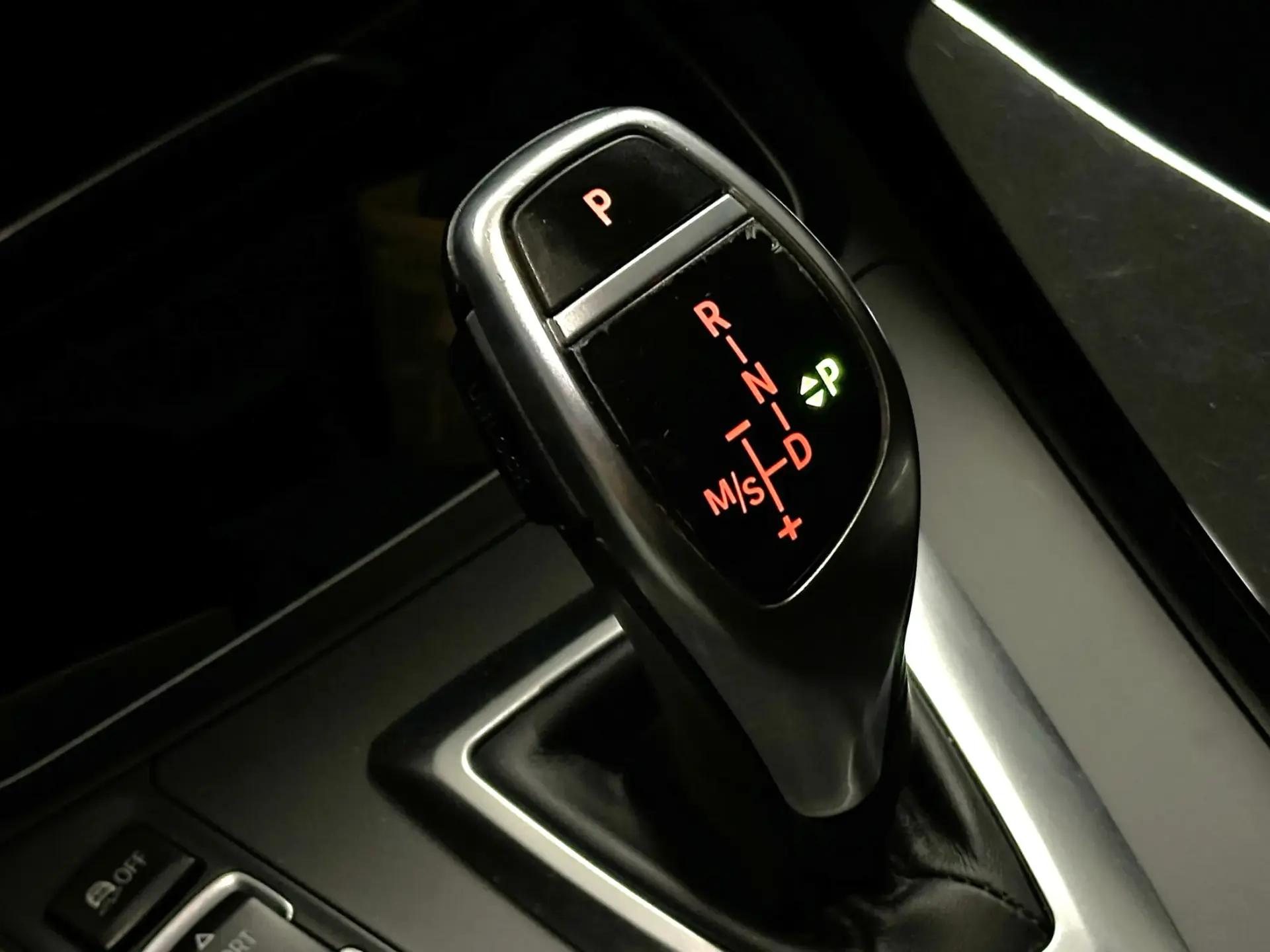 BMW 320 d Touring Pack M Auto 15