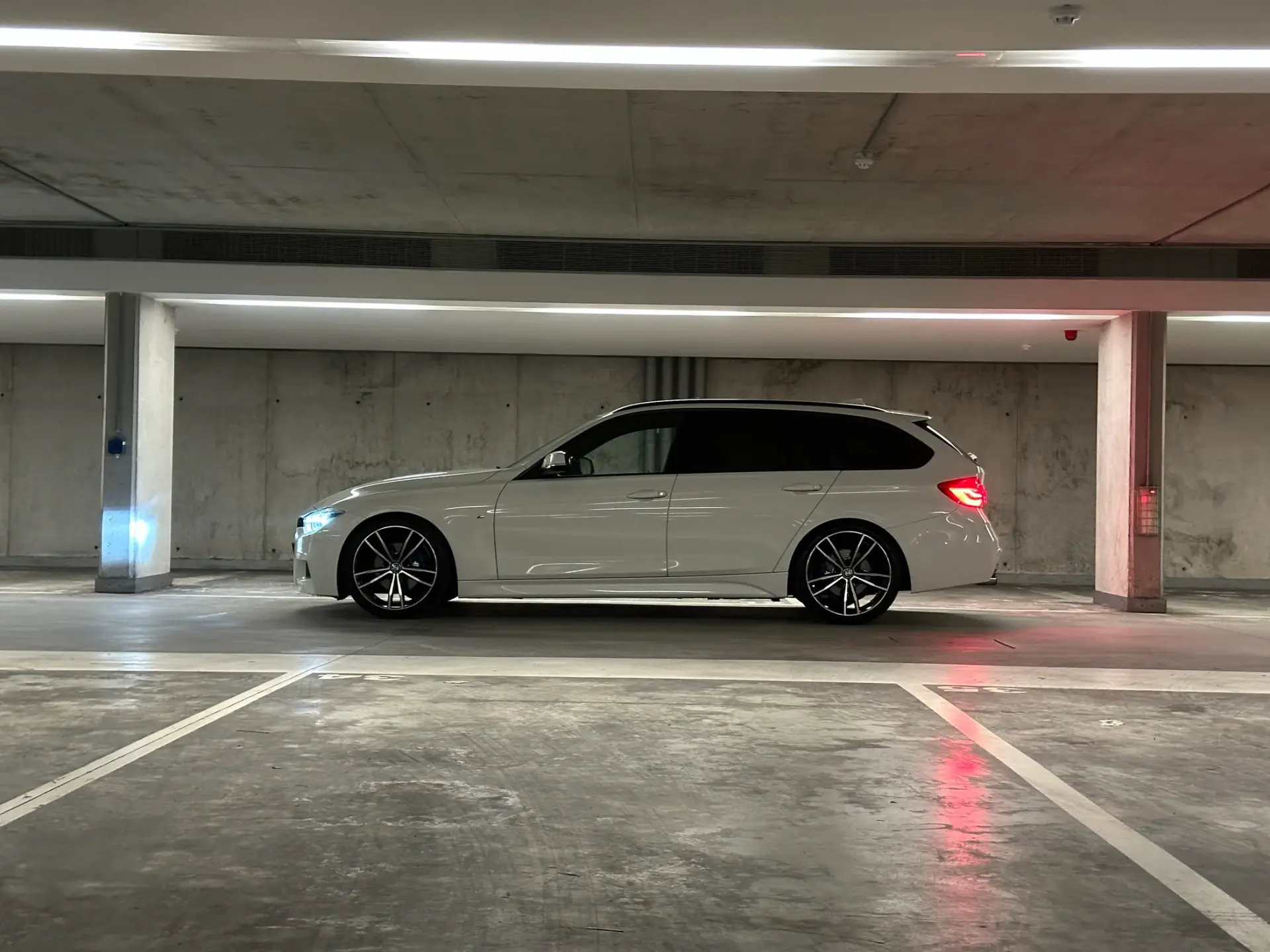 BMW 320 d Touring Pack M Auto 26