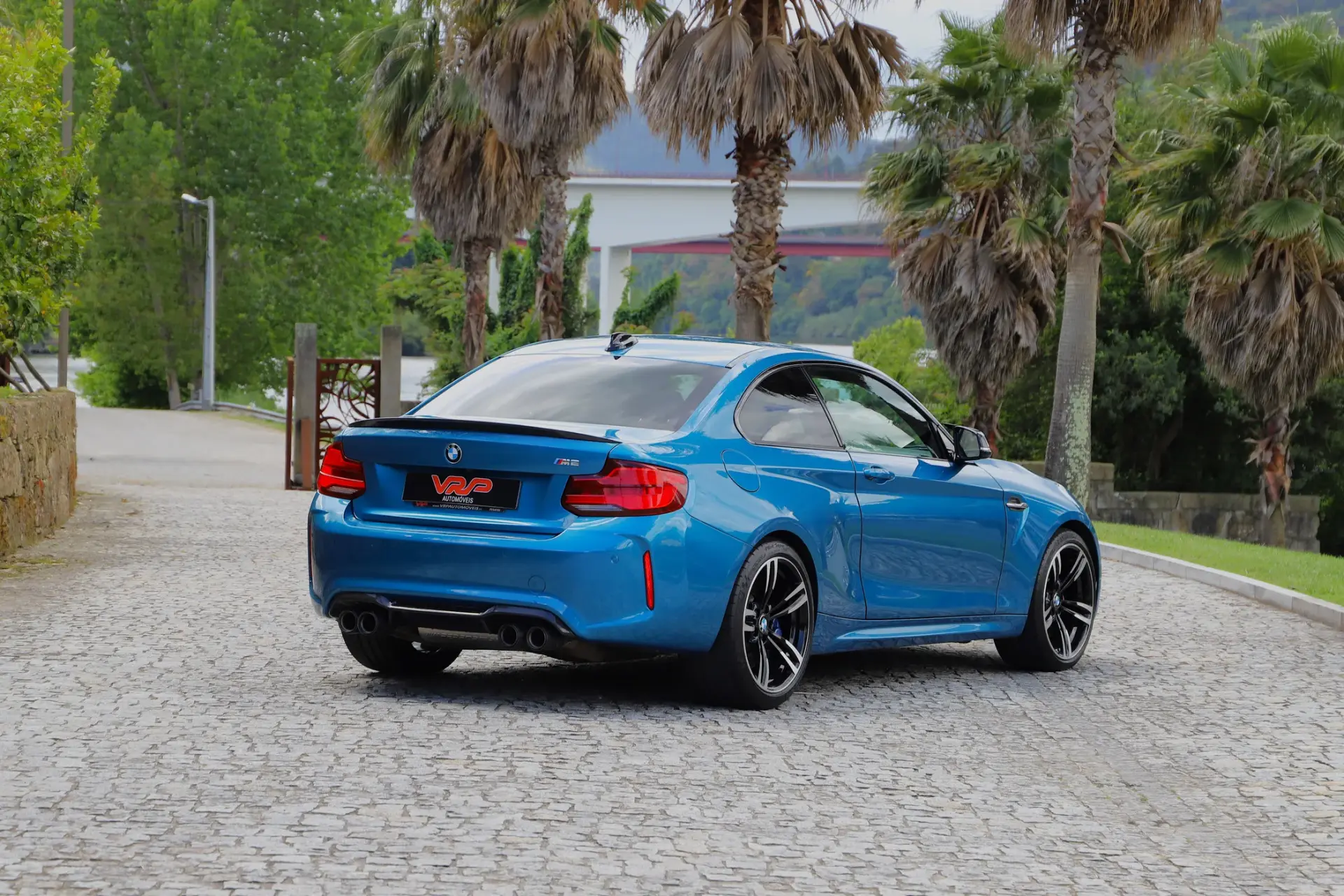 BMW M2 Auto 14