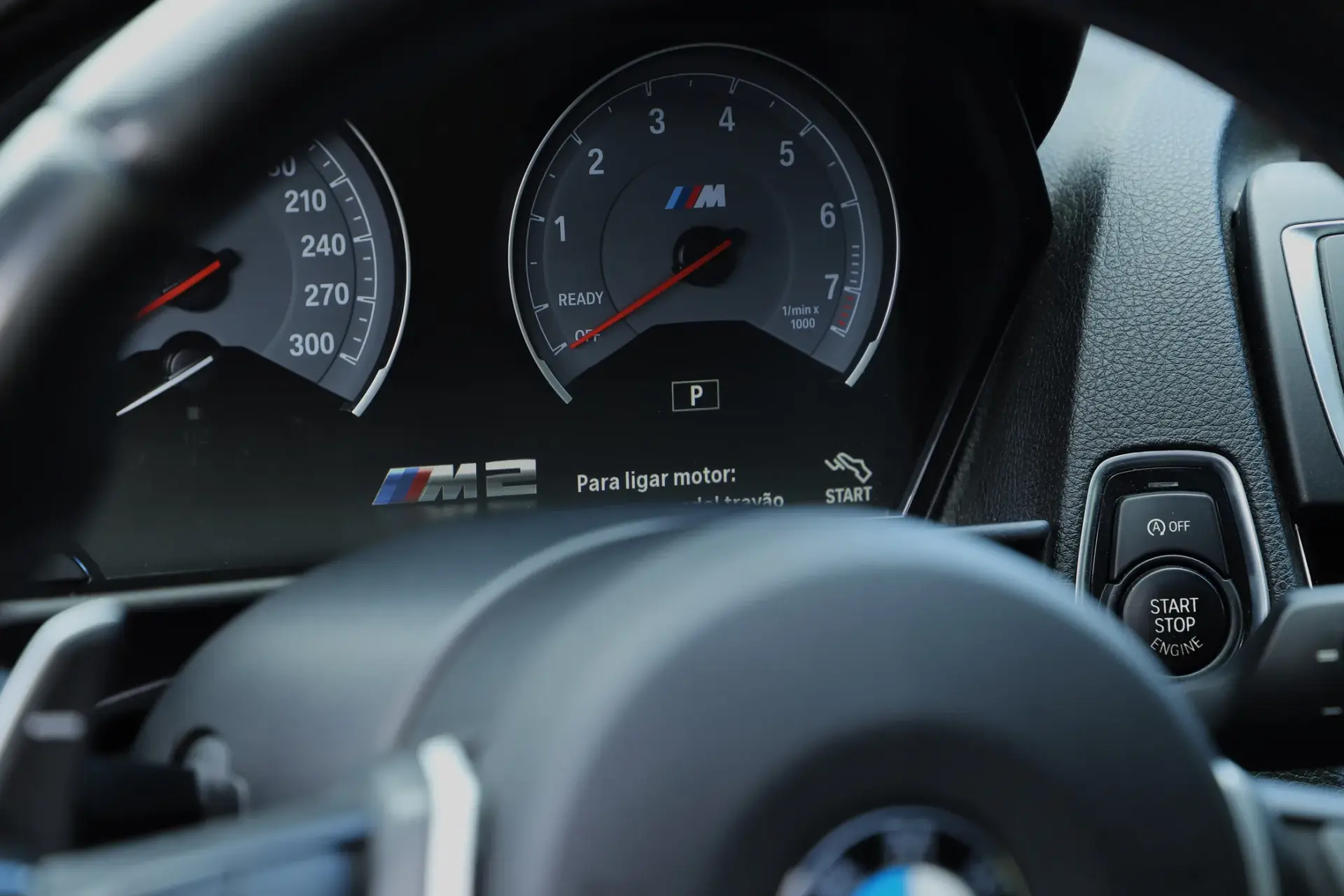 BMW M2 Auto 25