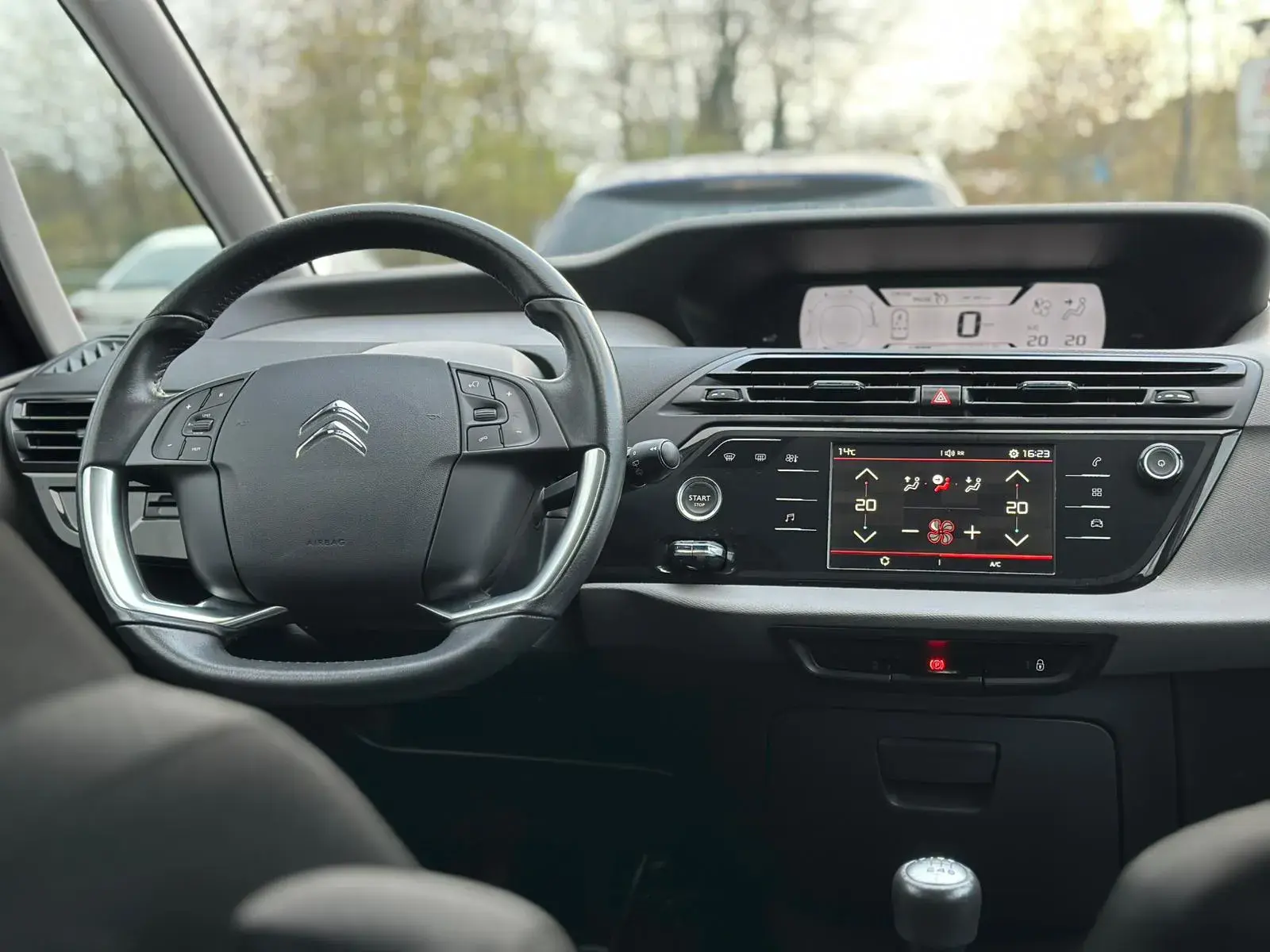 Citroën C4 Picasso 1.2 PureTech Live 6