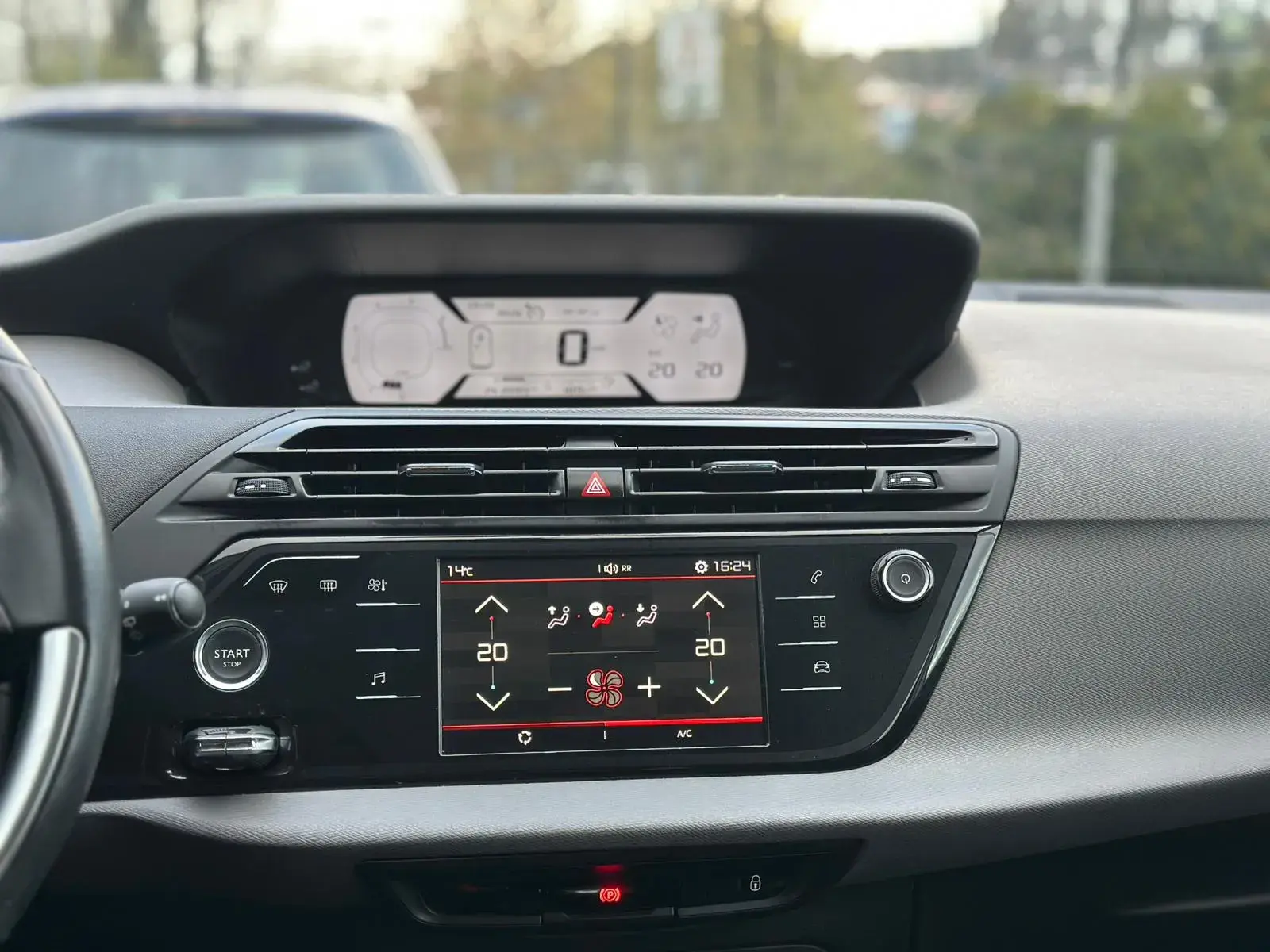 Citroën C4 Picasso 1.2 PureTech Live 8