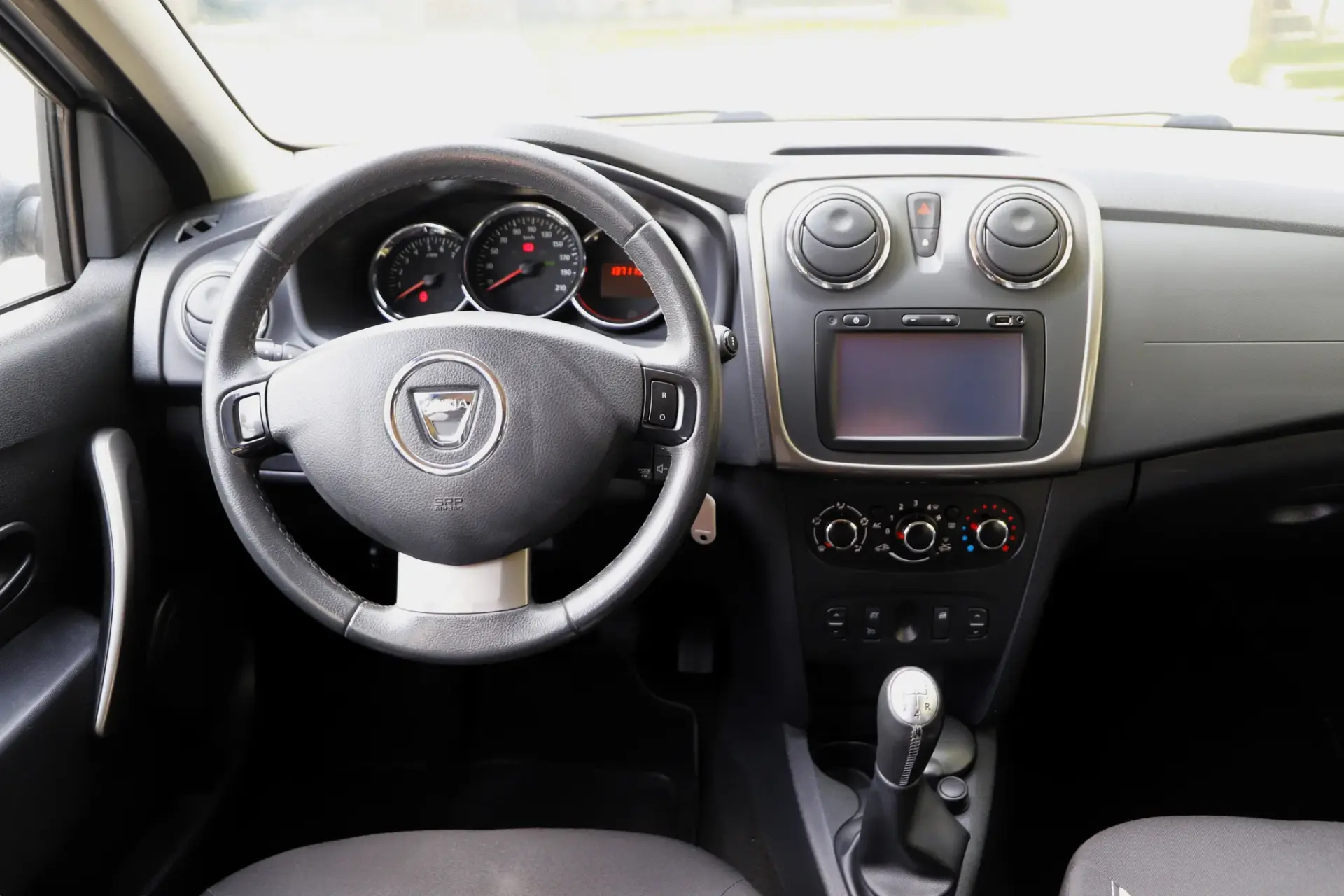 Dacia Sandero 0.9 TCe Stepway 3