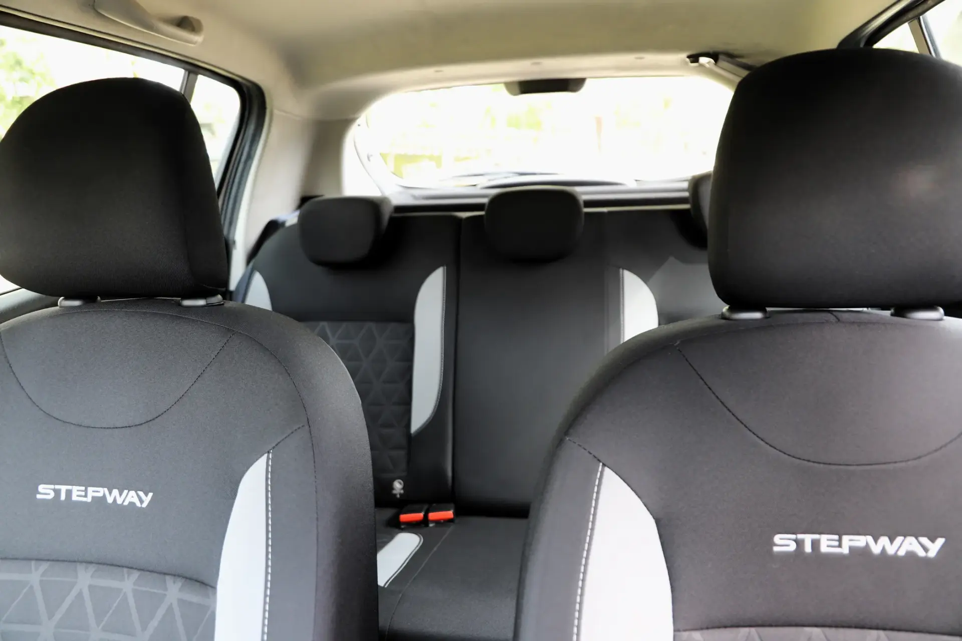 Dacia Sandero 0.9 TCe Stepway 15