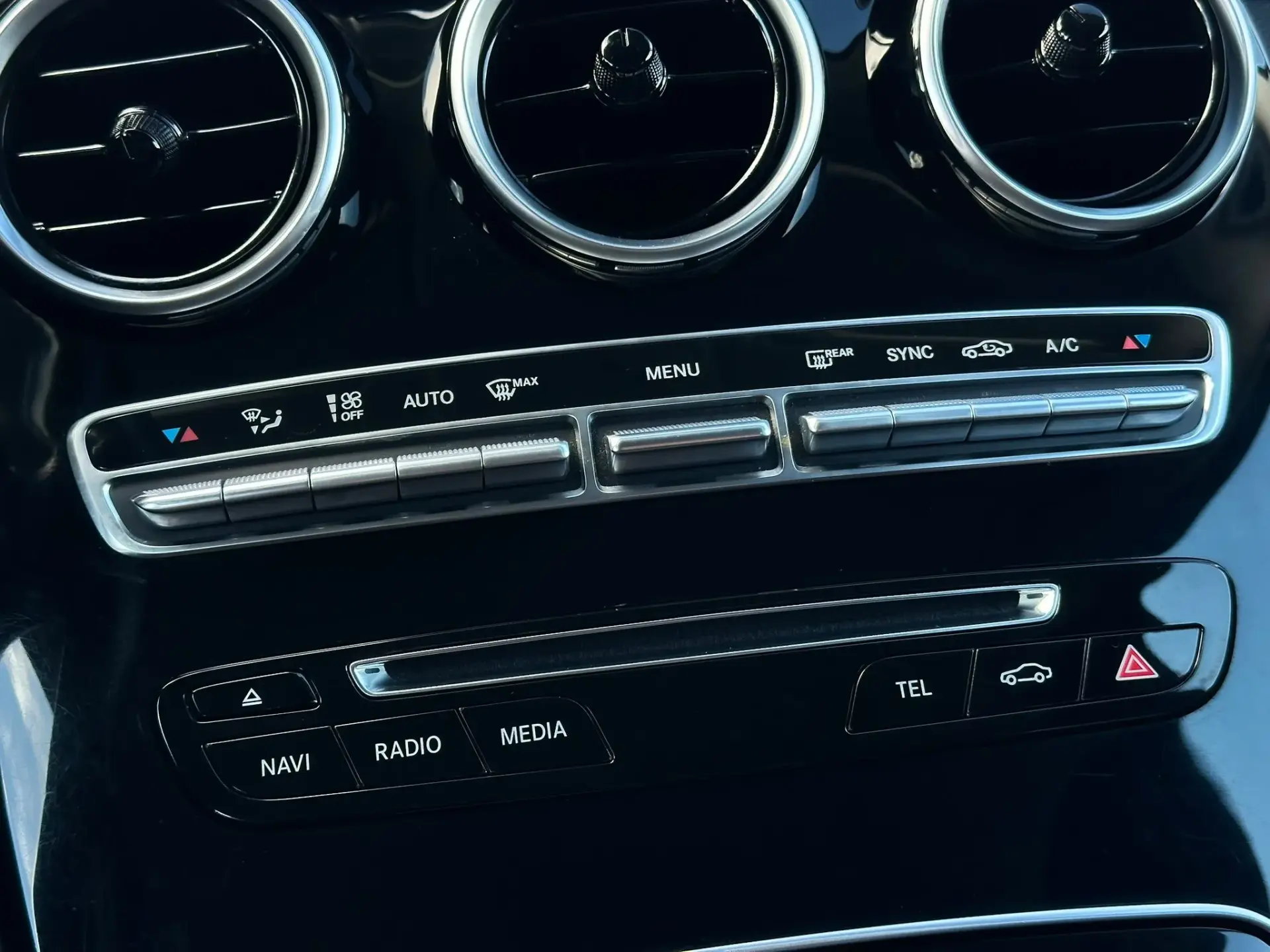 Mercedes-Benz GLC 220 d 4Matic Edition 14