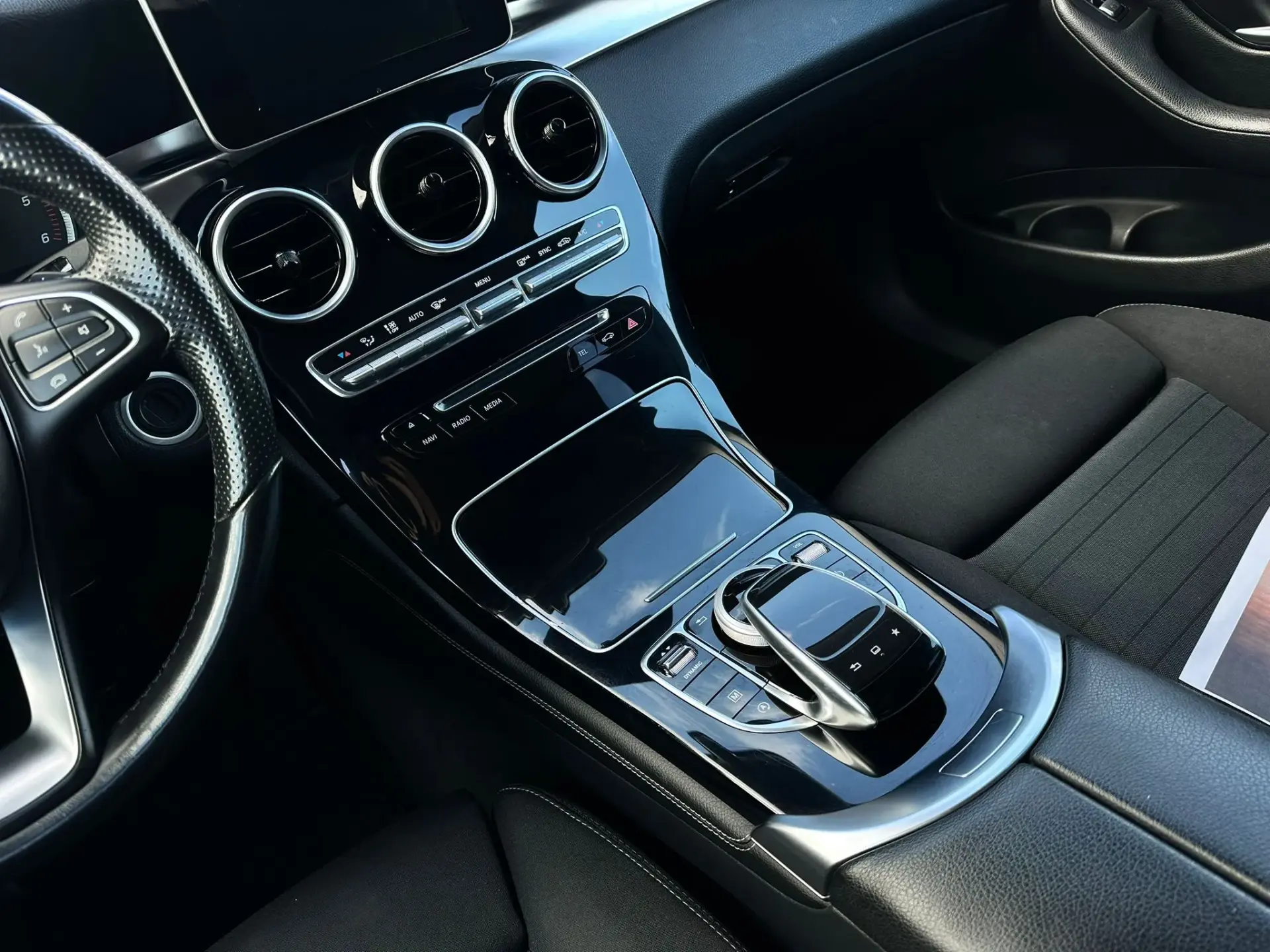 Mercedes-Benz GLC 220 d 4Matic Edition 15