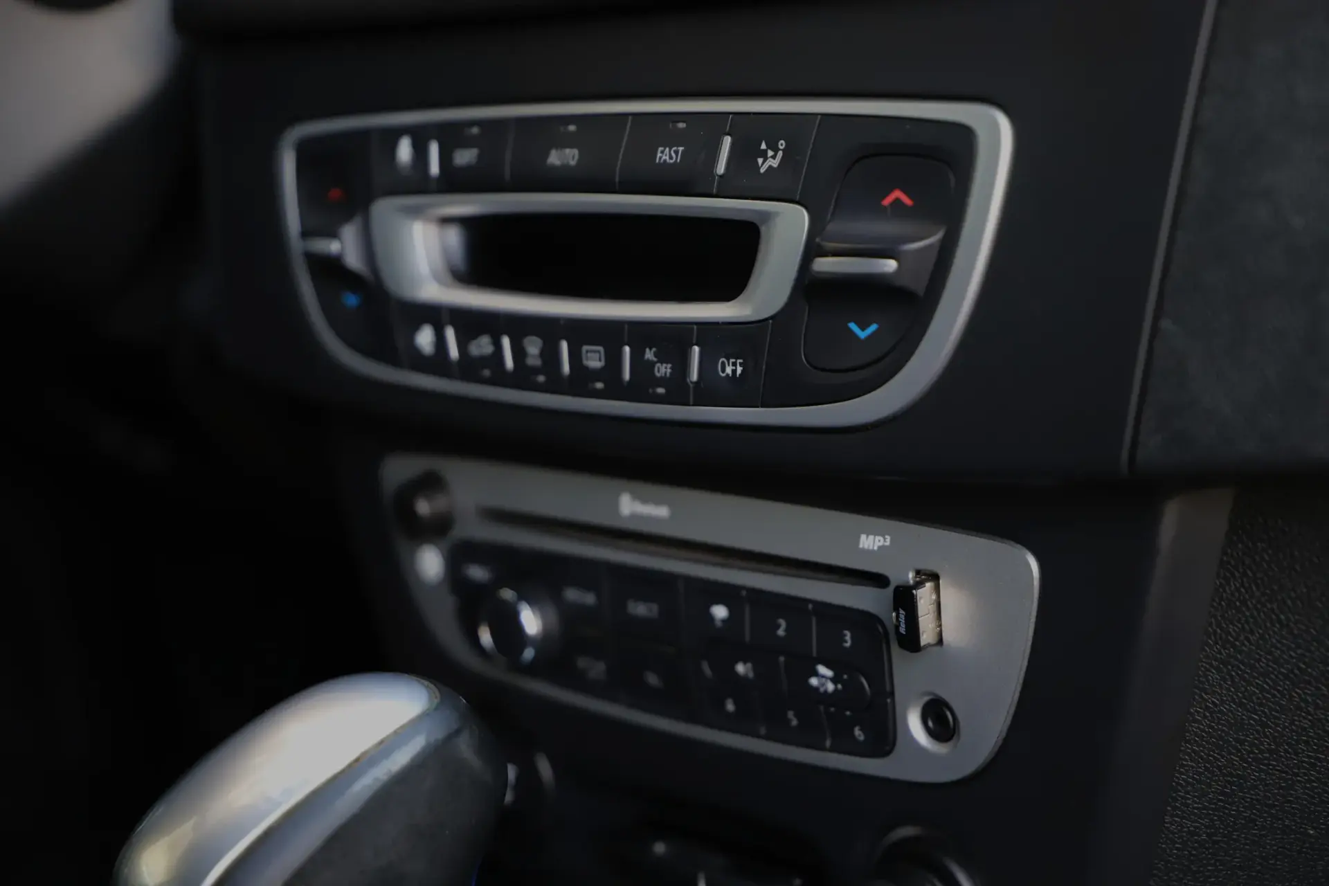 Renault Mégane 1.5 dCi GT Line EDC 22