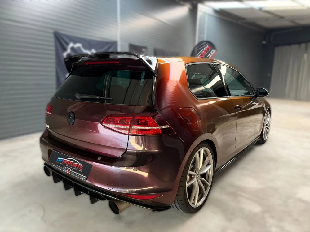 Volkswagen Golf GTI 5