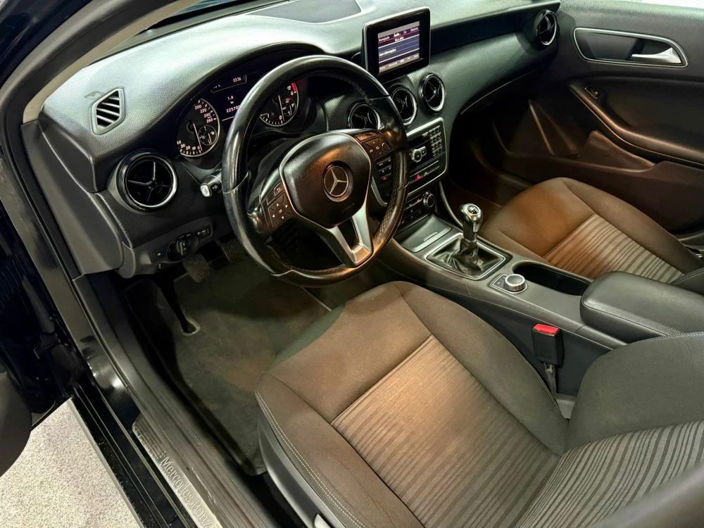 Mercedes-Benz A 180 6