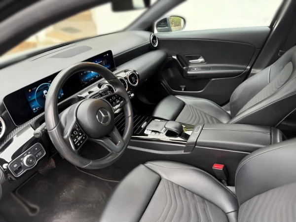 Mercedes-Benz A 180 2