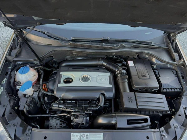 Volkswagen Golf VI GTI 7