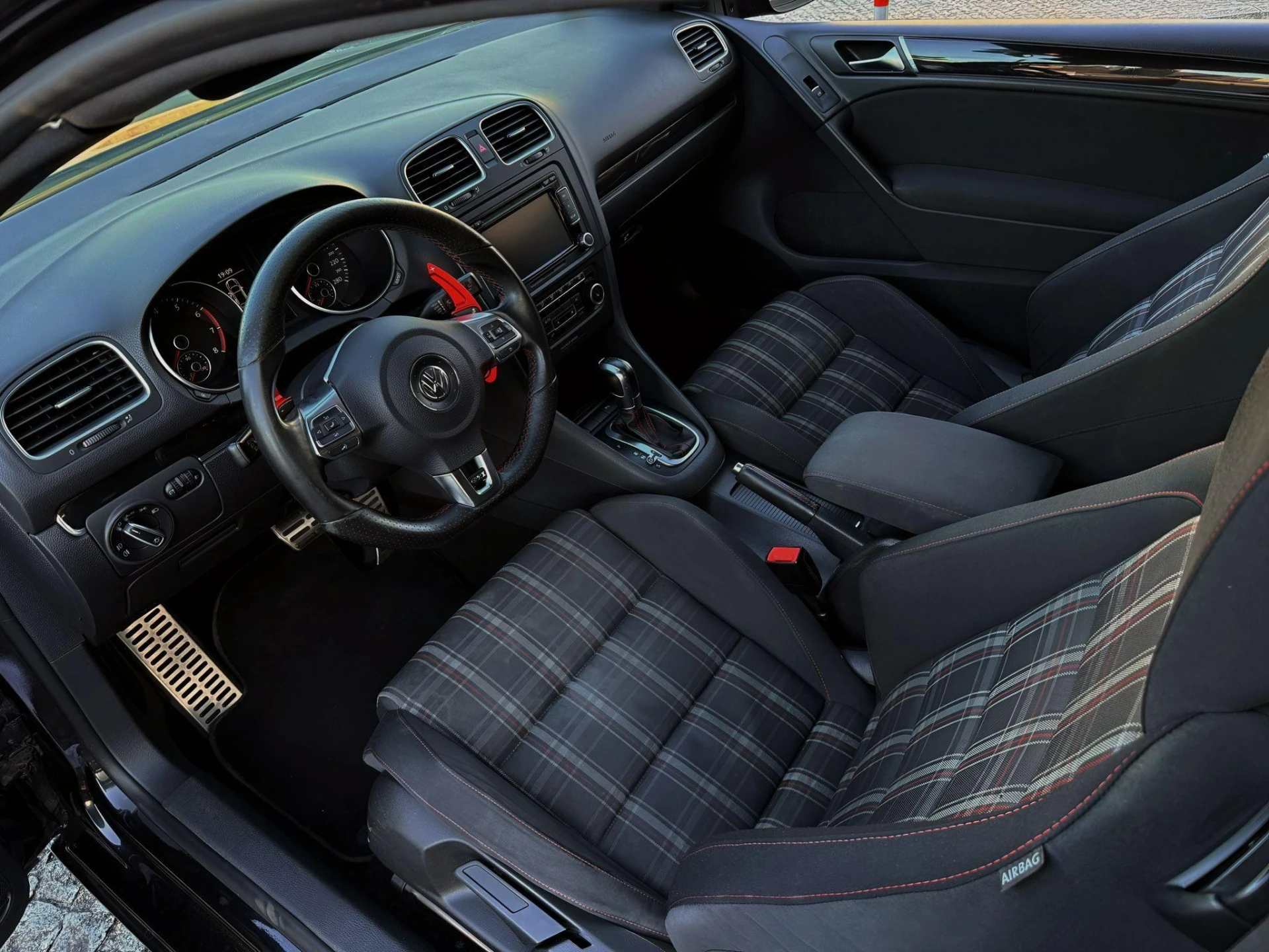 Volkswagen Golf VI GTI 4