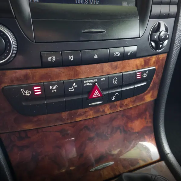 Mercedes-Benz E 220 CDi Elegance 18