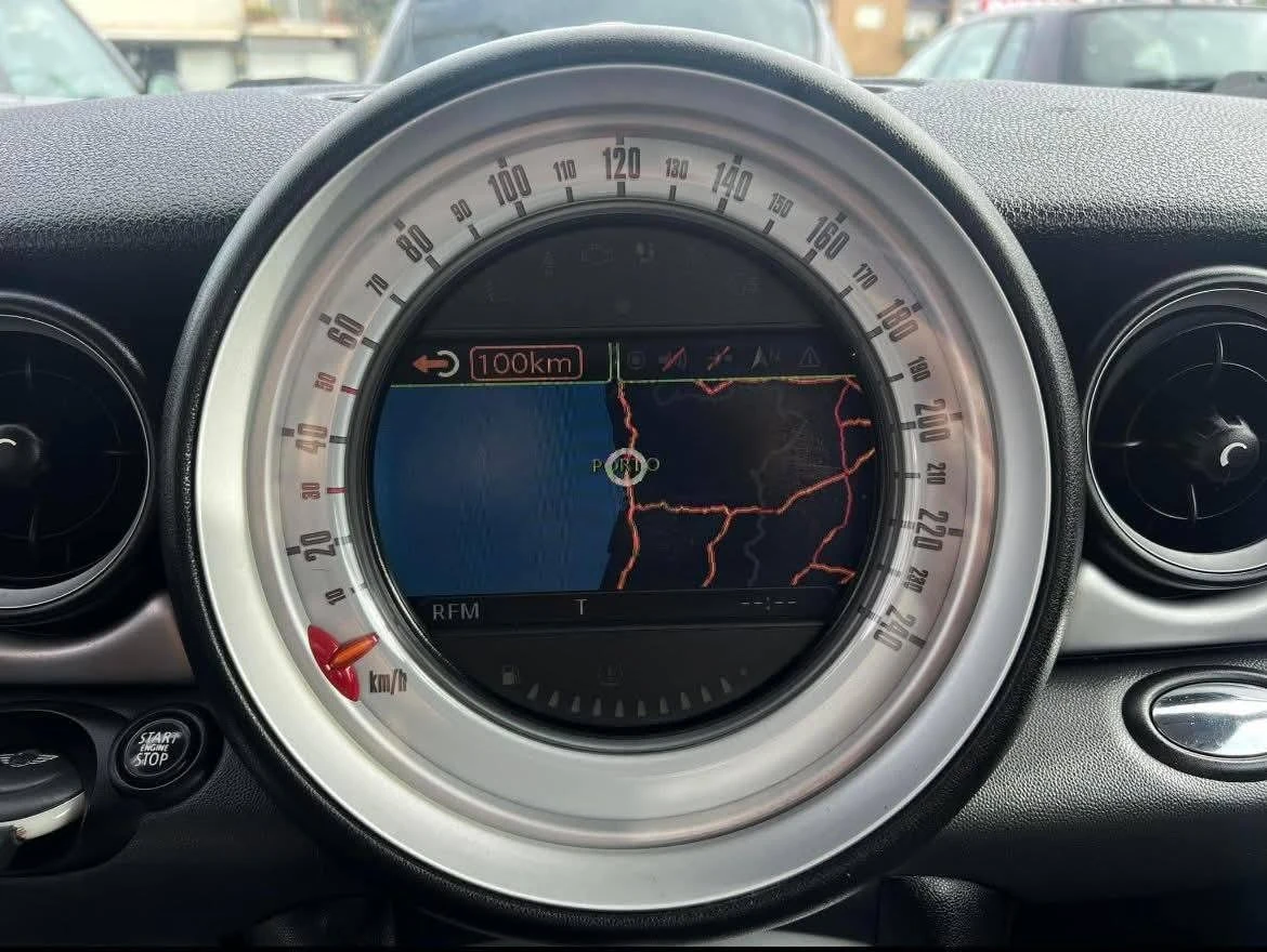 MINI 3 Portas One D 7