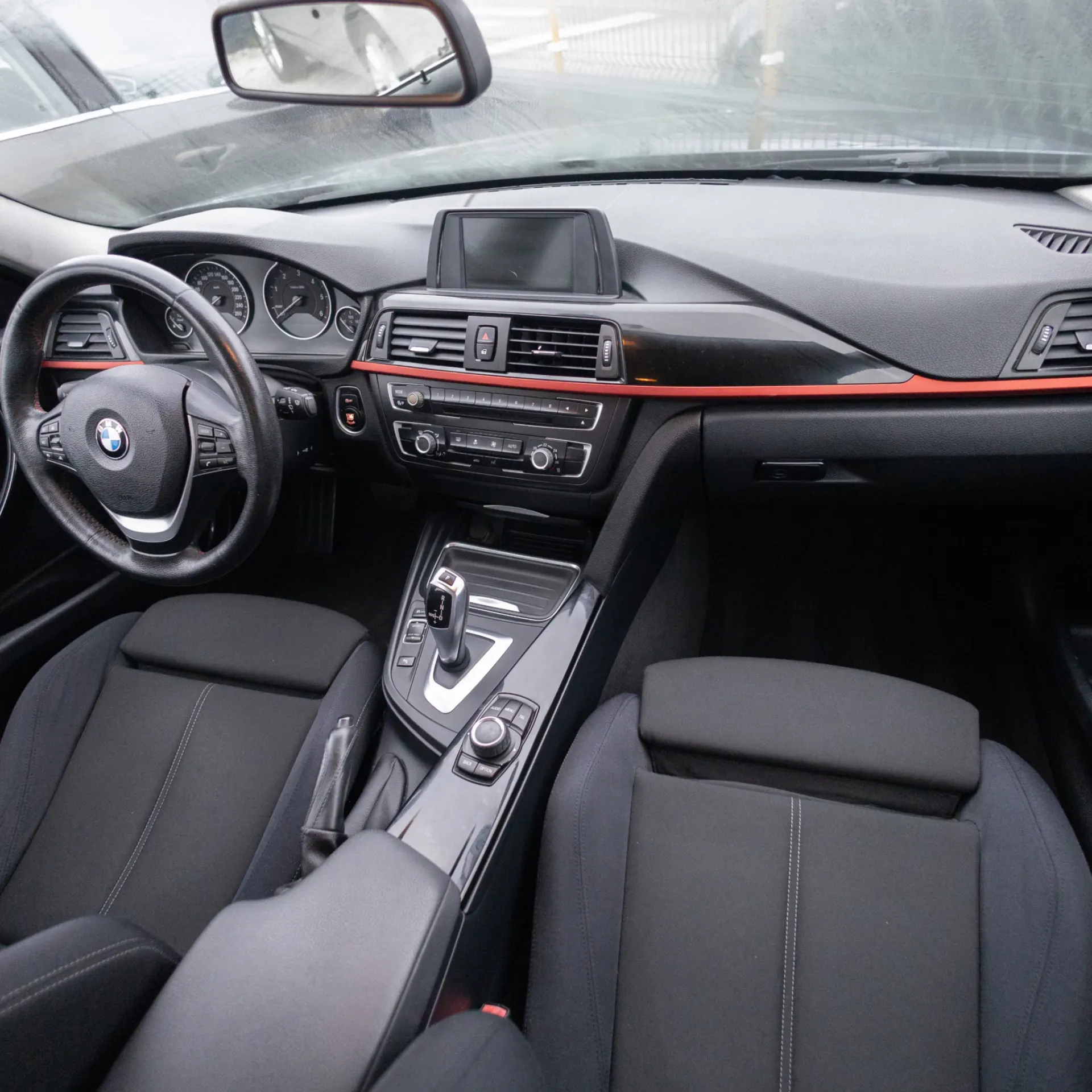 BMW 320 d Touring Auto Line Sport 10